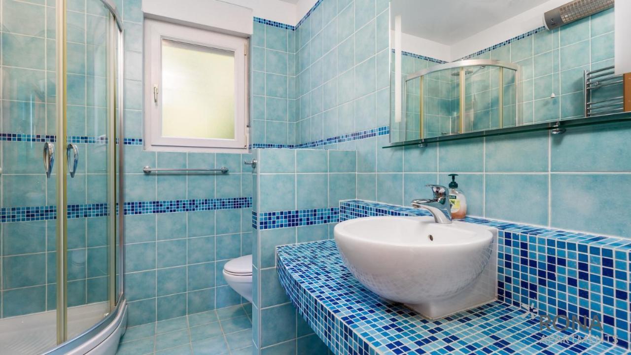 Ičići Rona Spacious Apartment With A Panoramic View מראה חיצוני תמונה