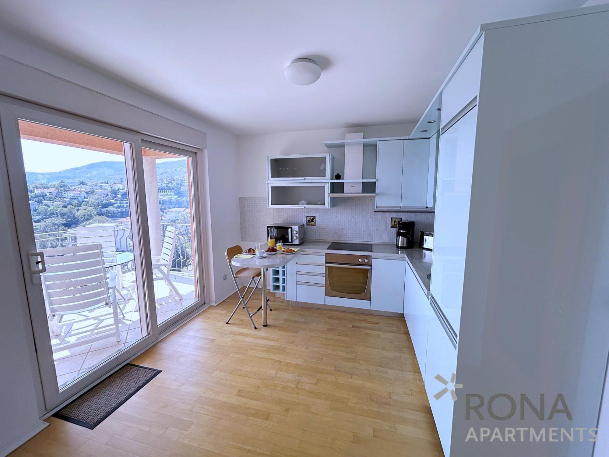 Ičići Rona Spacious Apartment With A Panoramic View מראה חיצוני תמונה